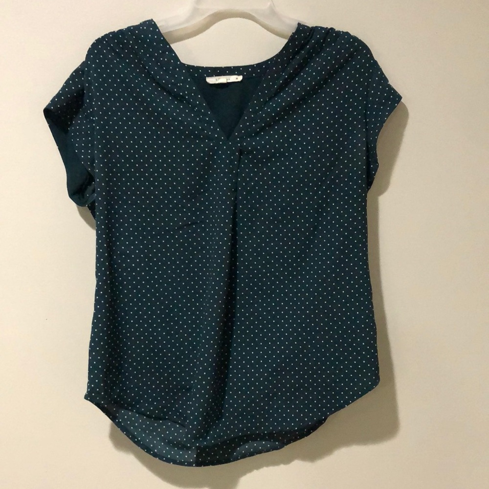 Stitch Fix Green with white polka dots Shirt size M